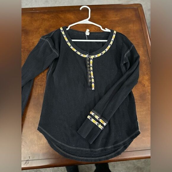 Free People We The Free Womens Embroidered Thermal Henley Shirt Black Size S - Picture 6 of 8